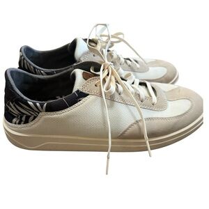 Olukai Punini Size 9.5 Court Shoes Off White Aloha Suede Casual Sneakers Mens